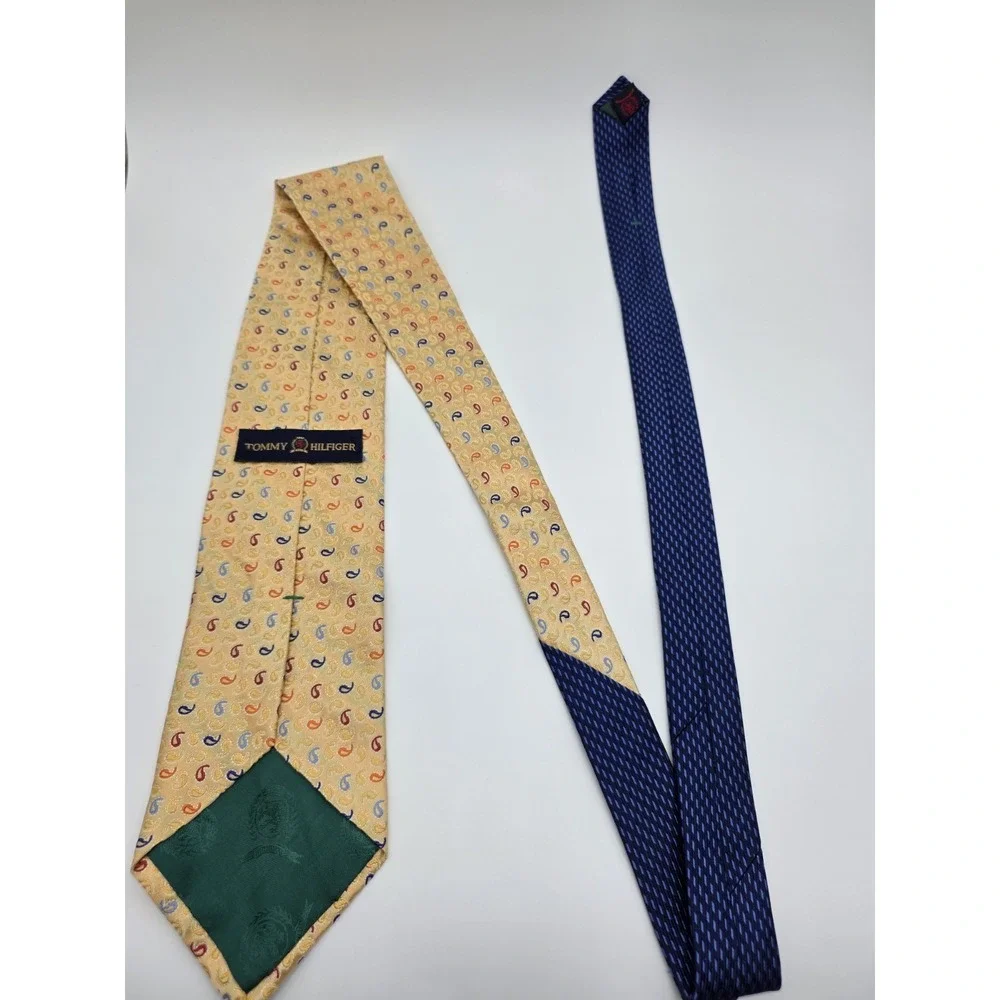 Vintage Tommy Hilfiger Silk Geometric Yellow Blue Paisley Tie 58